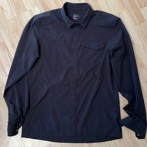 Arcteryx Men’s Medium Silk Dress Shirt